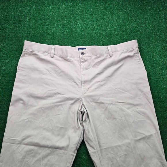 Dockers Pants Mens 46x30 Beige Flat Front Khakis Straight Leg Casual Preppy - Picture 3 of 10